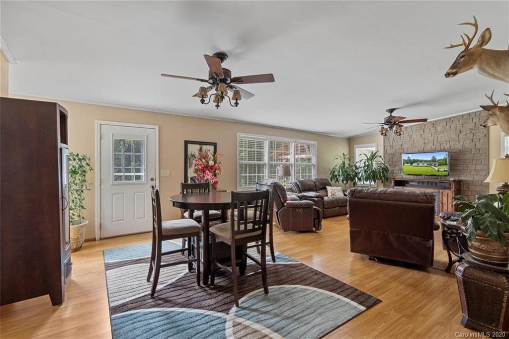 699 State Rd S-46-422 Clover, SC 29710 - Photo 8 of 46