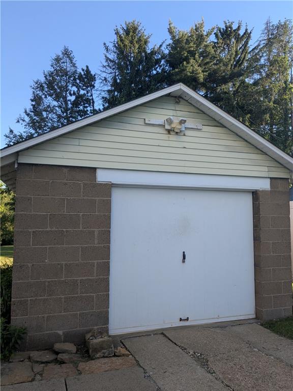 252 Oak Street Indiana, PA 15701 - Photo 6 of 21 1-car detached garage