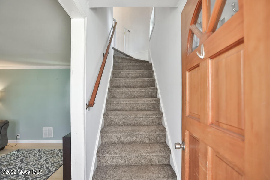 2018 9th Street Rensselaer, NY 12144 - Photo 3 of 43 2018-9th-4