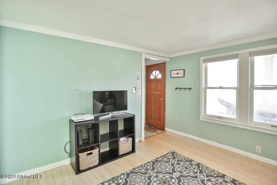 2018 9th Street Rensselaer, NY 12144 - Photo 7 of 43 2018-9th-9