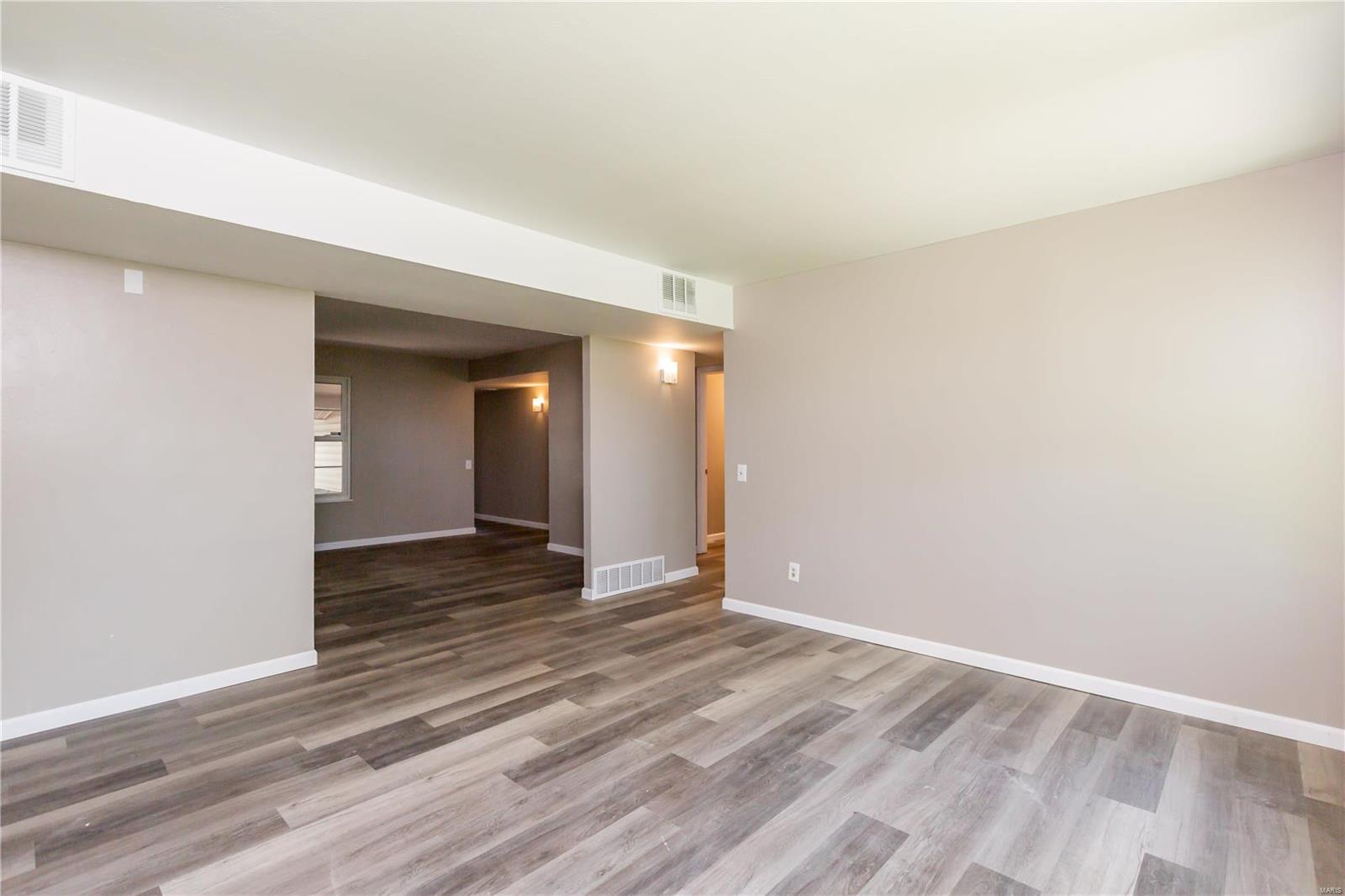 2714 Redman Road St. Louis, MO 63136 - Photo 11 of 28 Gallery Image 11