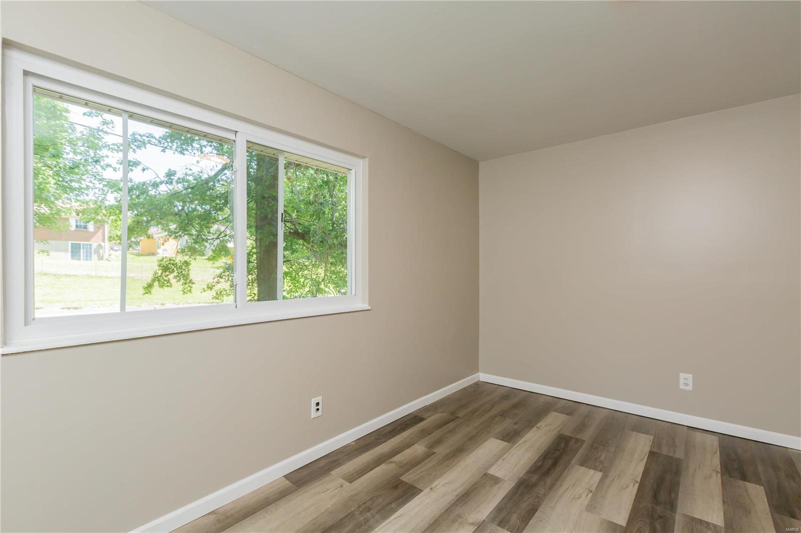 2714 Redman Road St. Louis, MO 63136 - Photo 4 of 28 Gallery Image 4
