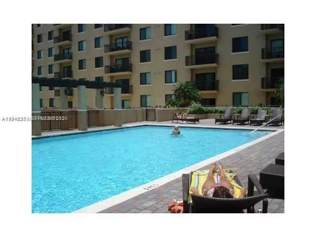 $2,700 | 4242 Northwest 2nd Street, Unit 1012, Miami, FL 33126