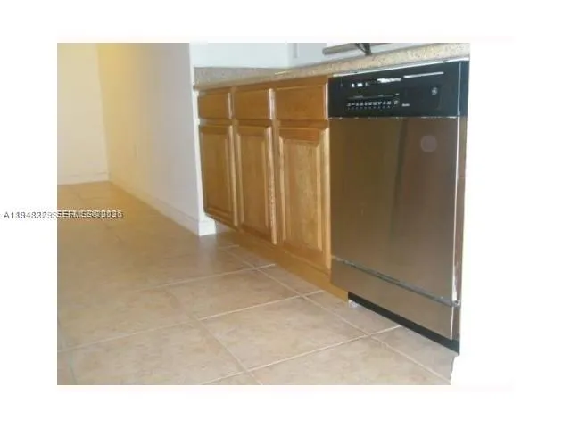 $2,700 | 4242 Northwest 2nd Street, Unit 1012, Miami, FL 33126