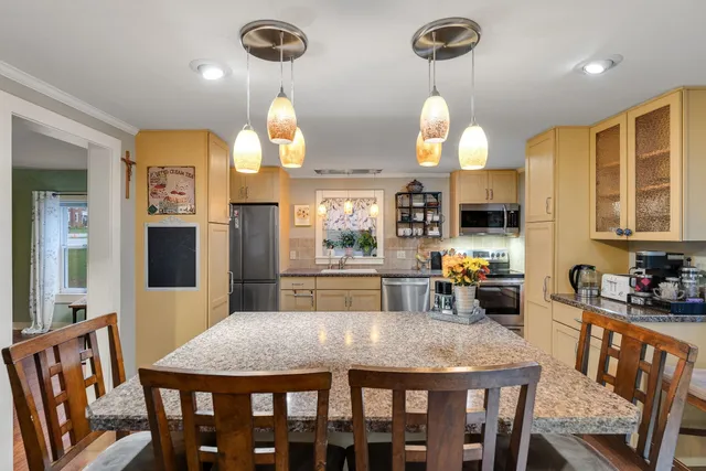 $323,499 | 426 St Albans Road, Swanton, VT 05488