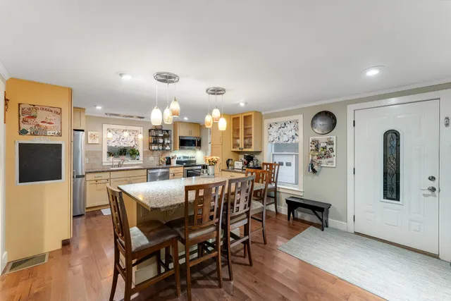 $323,499 | 426 St Albans Road, Swanton, VT 05488