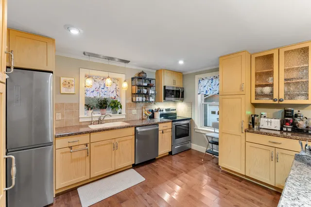 $323,499 | 426 St Albans Road, Swanton, VT 05488