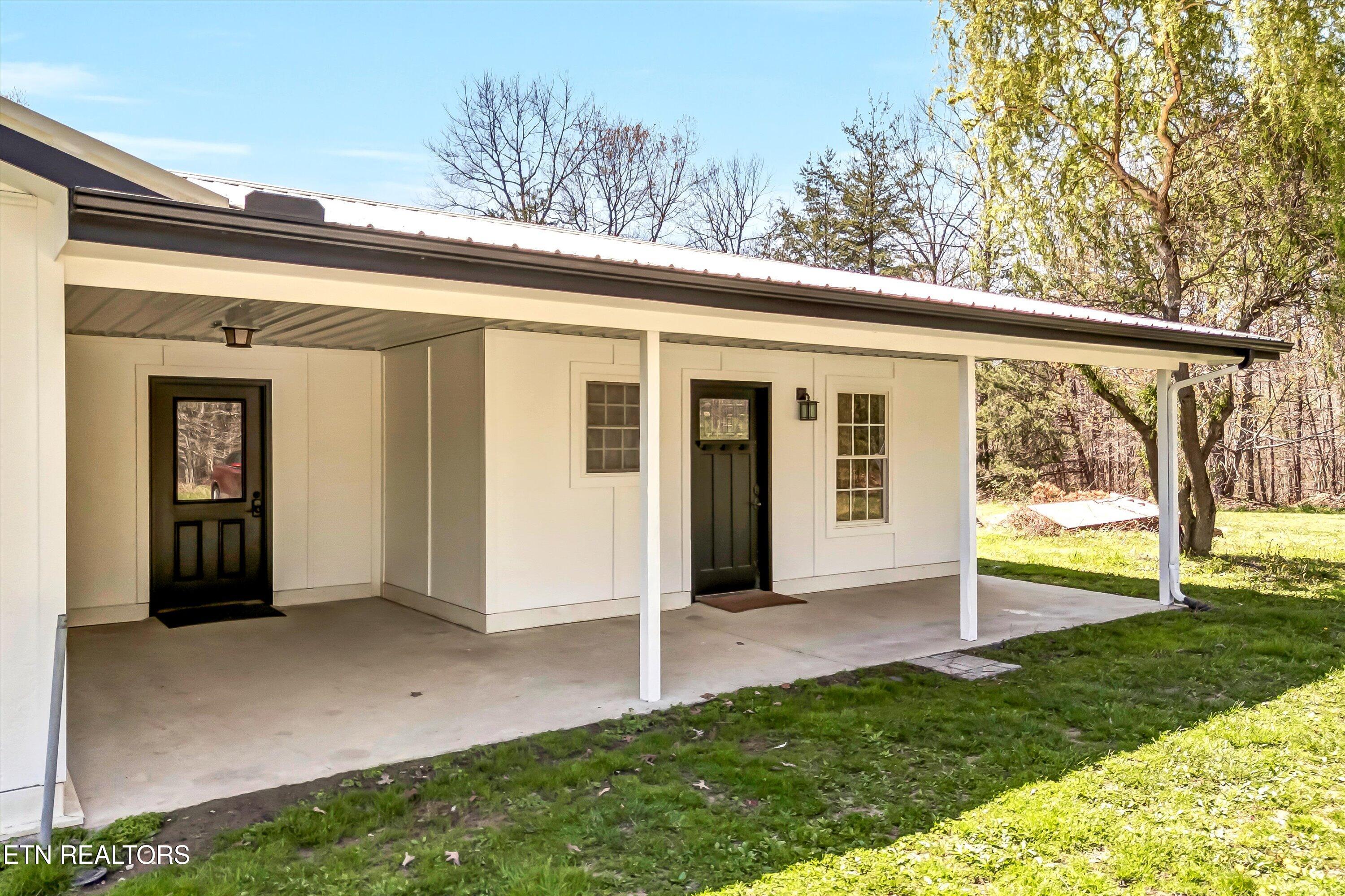 176 Old Collins Road Deer Lodge, TN 37726 - Photo 8 of 50 08-176 Old Collins Tpk-8