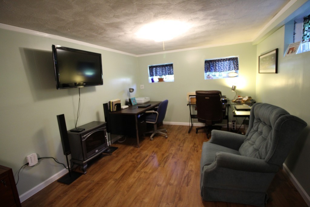 16 R Ward Street Woburn, MA 01801 - Photo 23 of 25 Gallery Image 23