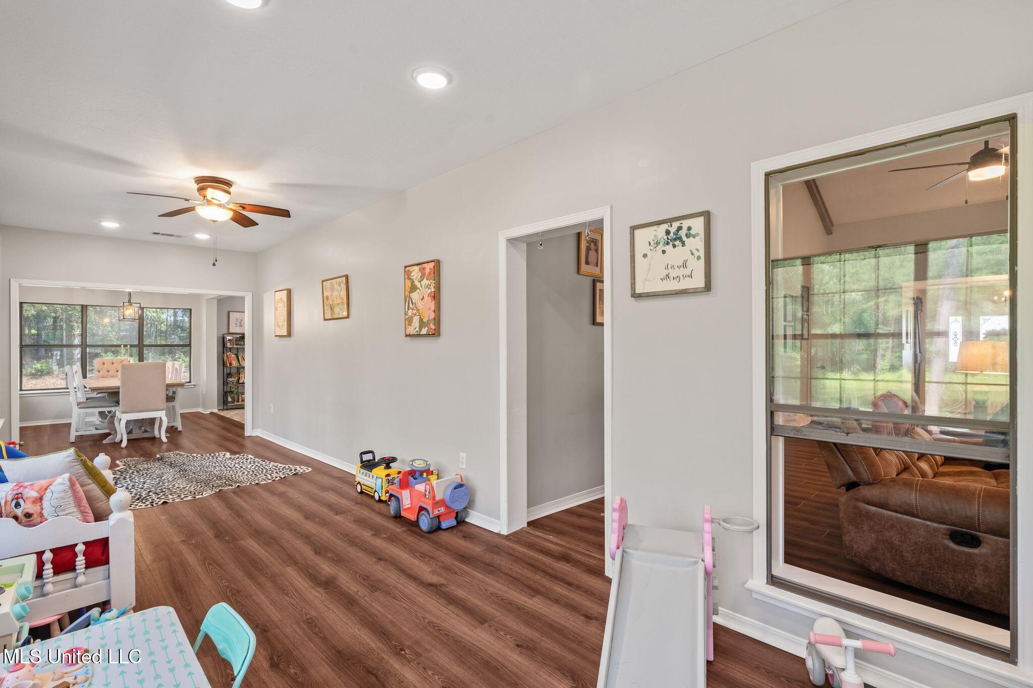 725 Hillcrest Loop Petal, MS 39465 - Photo 23 of 70 725_Hillcrest_Loop-23