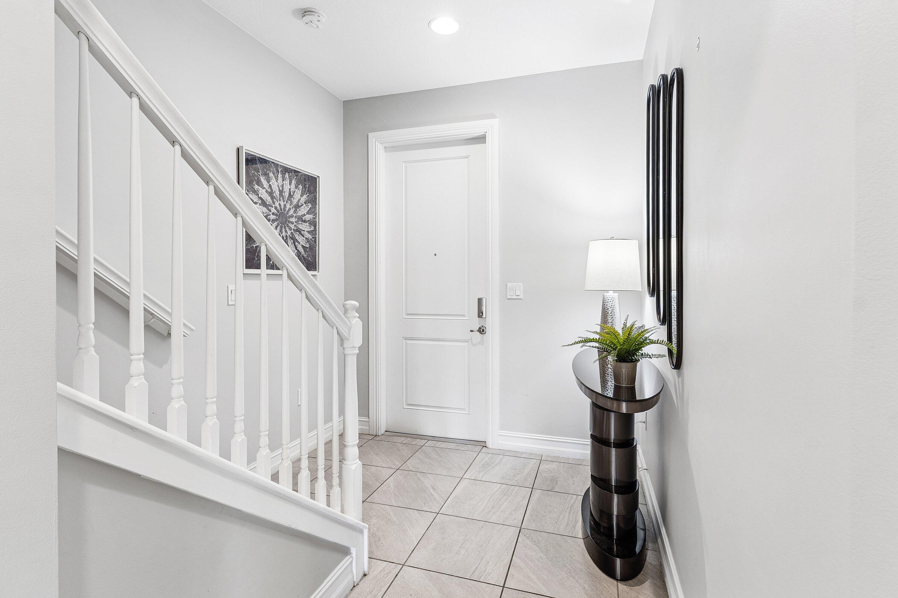 9928 Brickhill Drive Boca Raton, FL 33428 - Photo 3 of 24 005-9928BrickhillDrive-BocaRaton-FL-3342