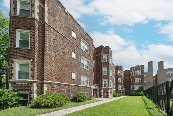 $1,150 | 7615 South Kingston Avenue, Unit 2, Chicago, IL 60649