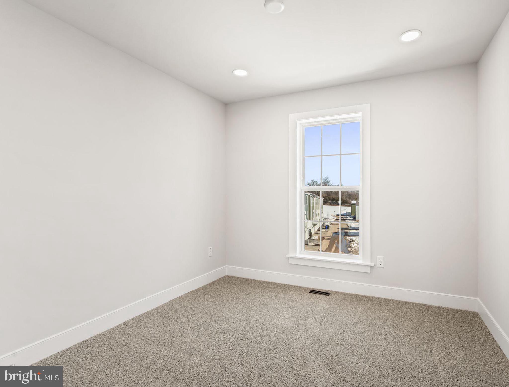 4129 Ridgeview Avenue Mechanicsburg, PA 17055 - Photo 21 of 59 an empty room with windows