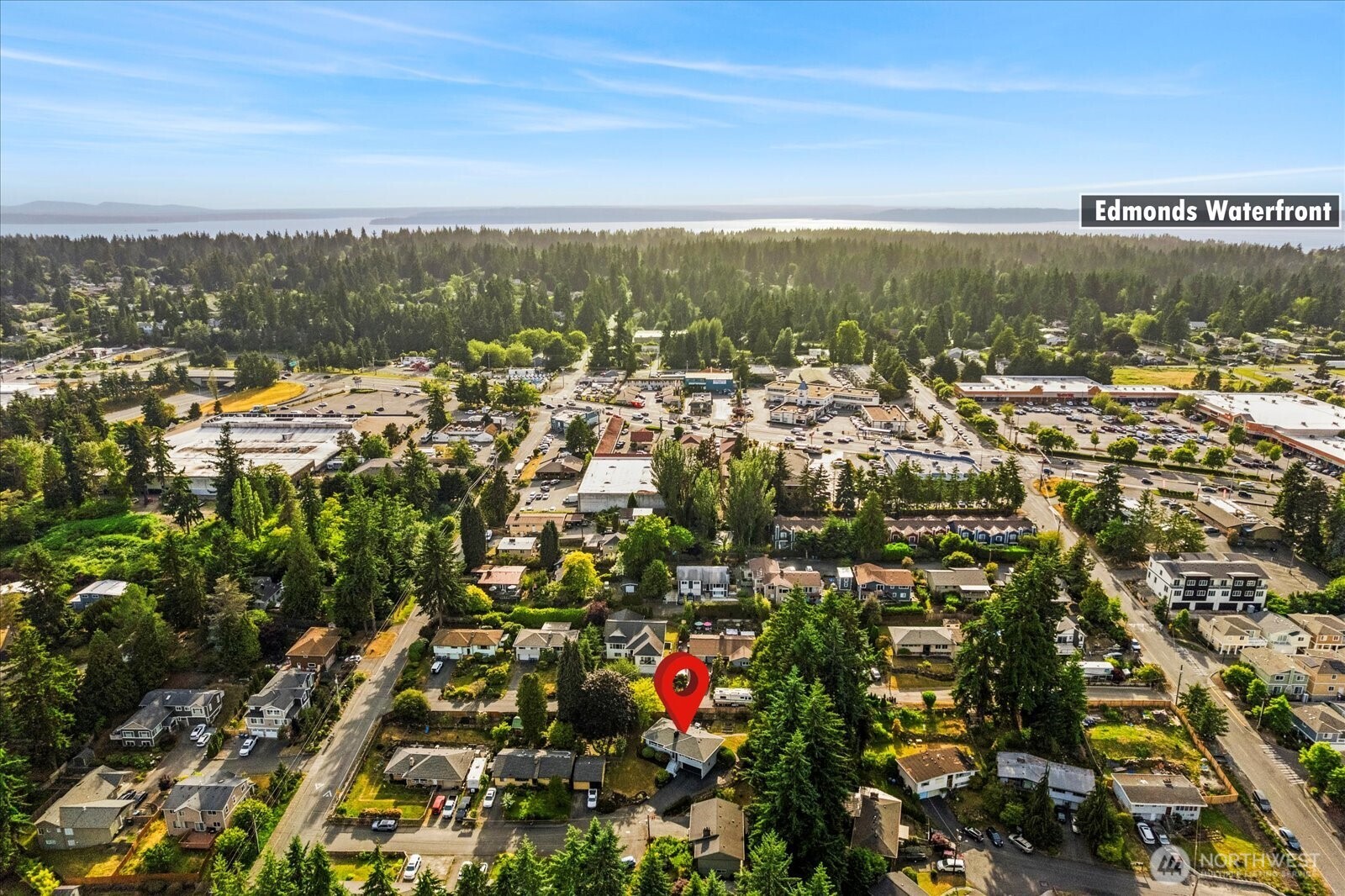 23908 80th Place West Edmonds, WA 98026 - Photo 39 of 40 an aerial view of multiple house
