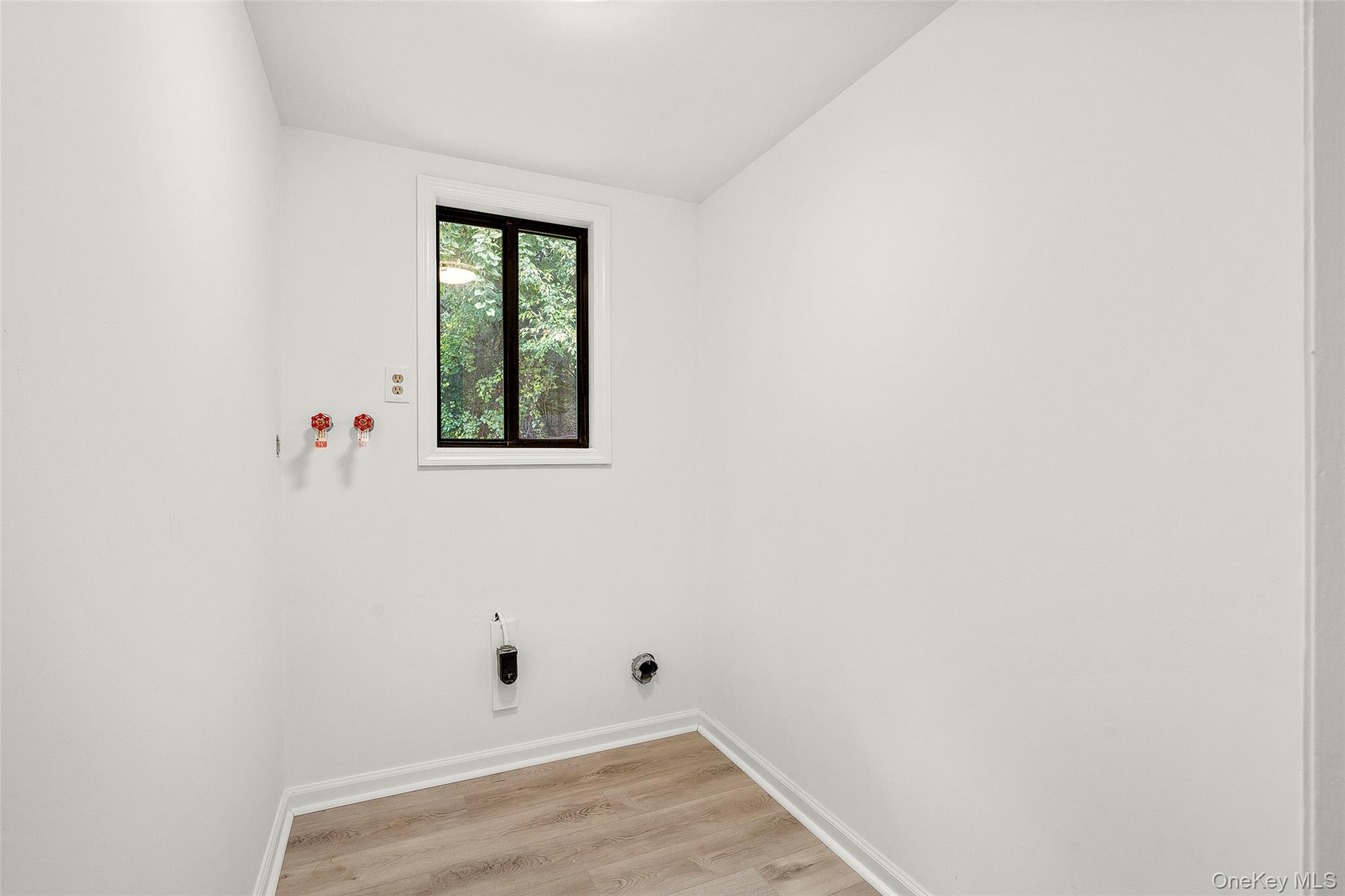 25 Laurel Court Fishkill, NY 12524 - Photo 14 of 26 a view of a window in an empty room