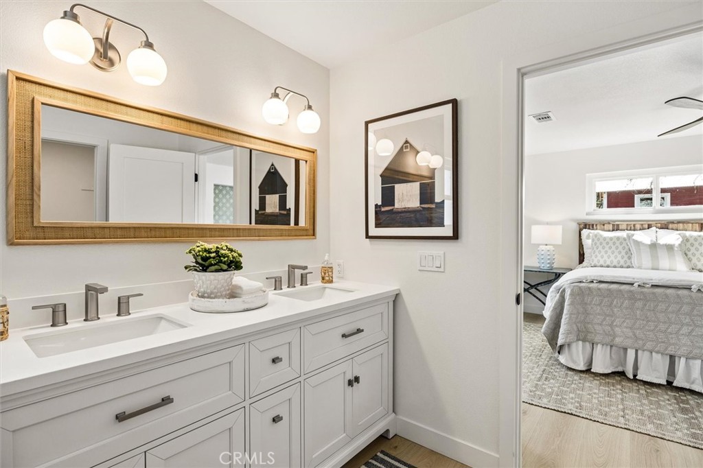 4255 San Benito Road Atascadero, CA 93422 - Photo 21 of 53 Primary Bathroom