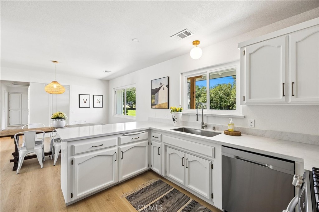 4255 San Benito Road Atascadero, CA 93422 - Photo 6 of 53