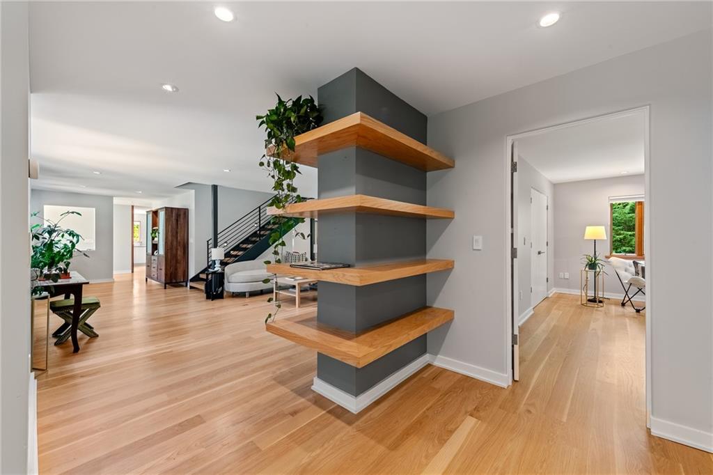 878 Barton Woods Road Northeast Atlanta, GA 30307 - Photo 10 of 75 Gallery Image 10
