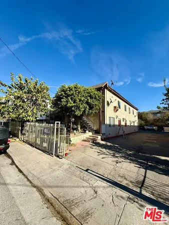 $1,695 | 5530 Bonner Avenue, Unit 5, North Hollywood, CA 91601