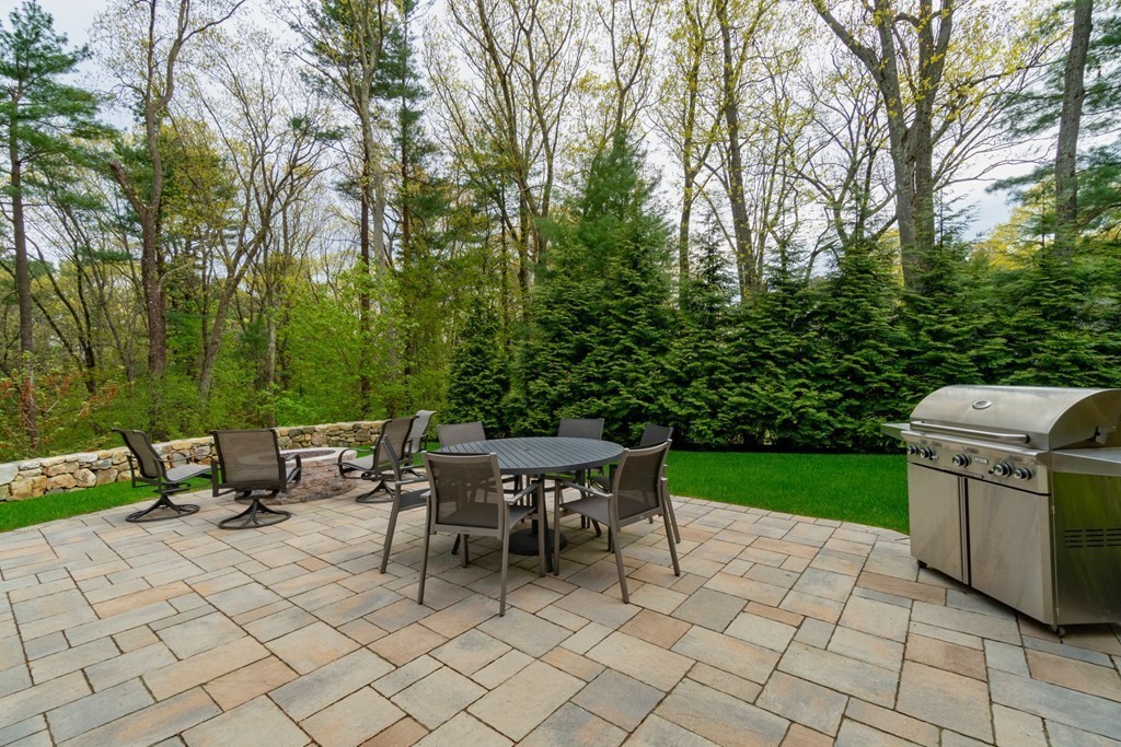 29 Woodcliffe Road Lexington, MA 02421 - Photo 33 of 35