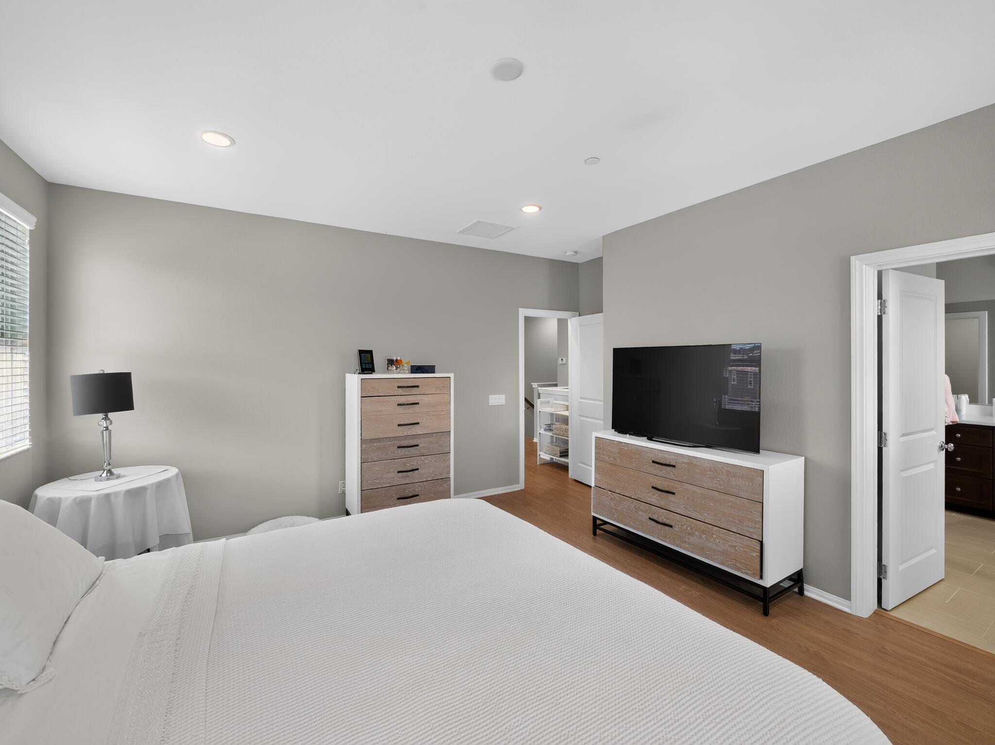 6657 Fathom Way Goleta, CA 93117 - Photo 19 of 38 32_6657_Fathom_Wy-Bedroom-3091
