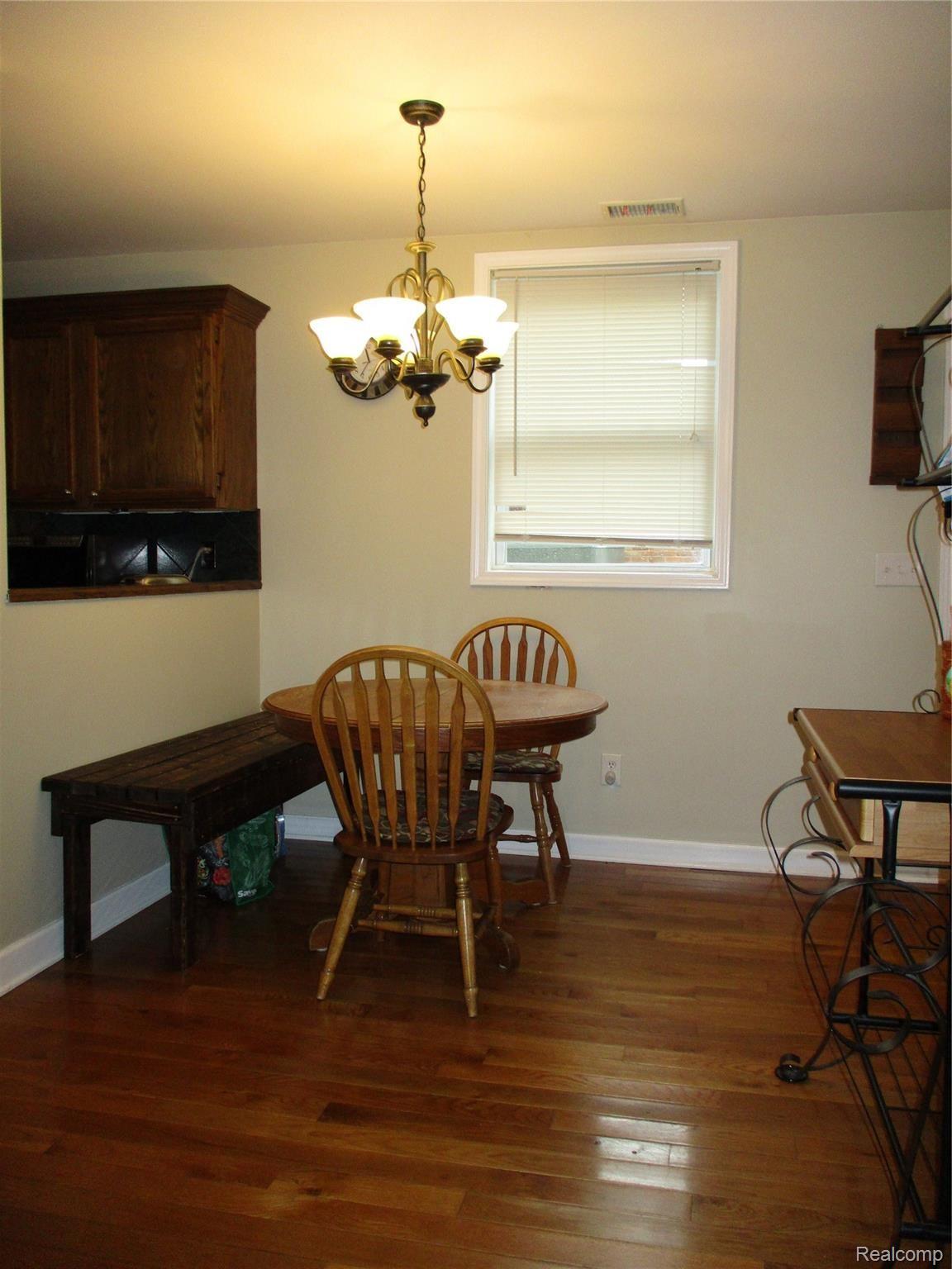 19215 Inkster Road Livonia, MI 48152 - Photo 21 of 43 DINING ROOM VIEW FROM LIVING ROOM