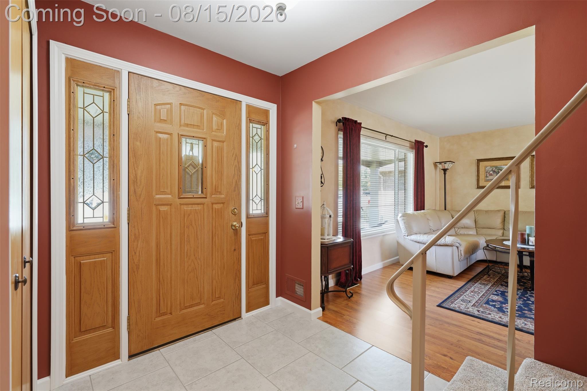18656 Gill Road Livonia, MI 48152 - Photo 5 of 52 5.jpg