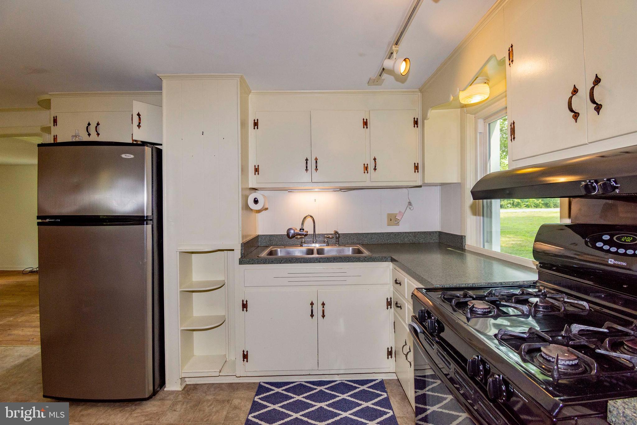 4374 Scuffletown Road Barboursville, VA 22923 - Photo 11 of 23 Gallery Image 11