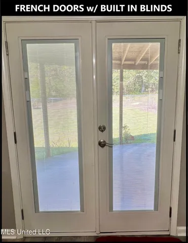 $260,000 | 363 John Branch Road, Batesville, MS 38606