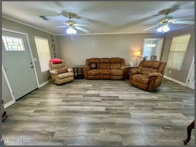 $260,000 | 363 John Branch Road, Batesville, MS 38606