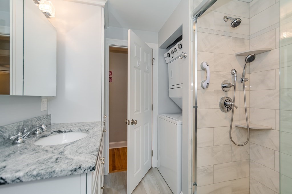 19 Bradley Road Danvers, MA 01923 - Photo 11 of 26 Gallery Image 11