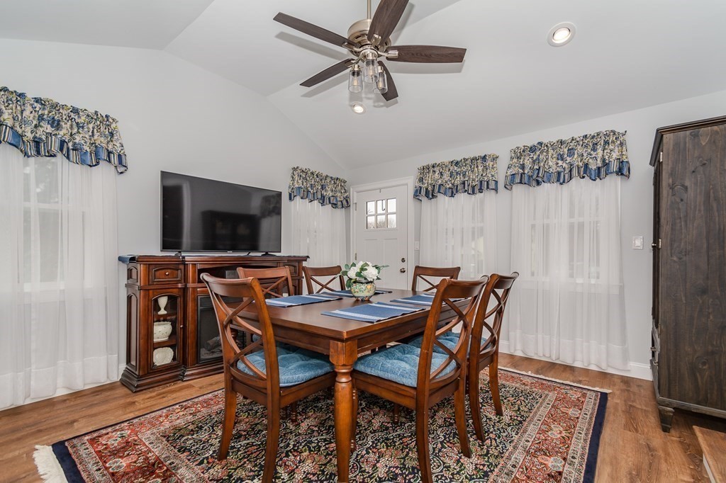 19 Bradley Road Danvers, MA 01923 - Photo 5 of 26 Gallery Image 5