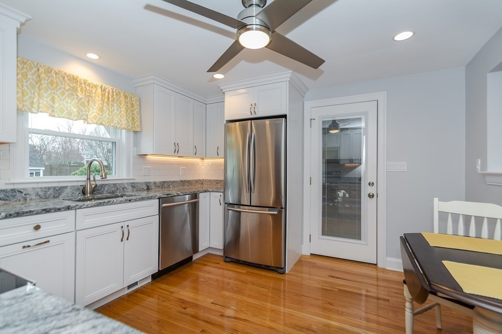 19 Bradley Road Danvers, MA 01923 - Photo 7 of 26 Gallery Image 7