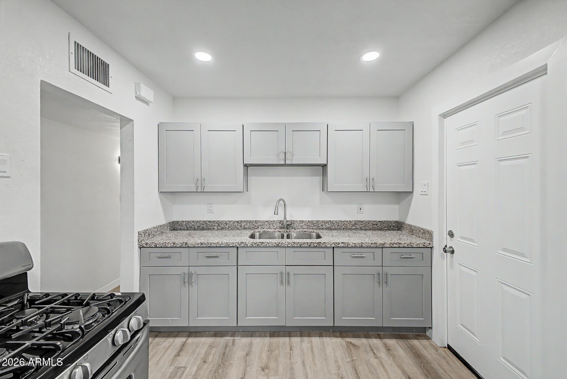2611 West Osborn Road Phoenix, AZ 85017 - Photo 10 of 23