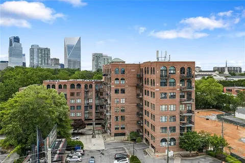 $420,000 | 3235 Roswell Road Northeast, Unit 405, Atlanta, GA 30305