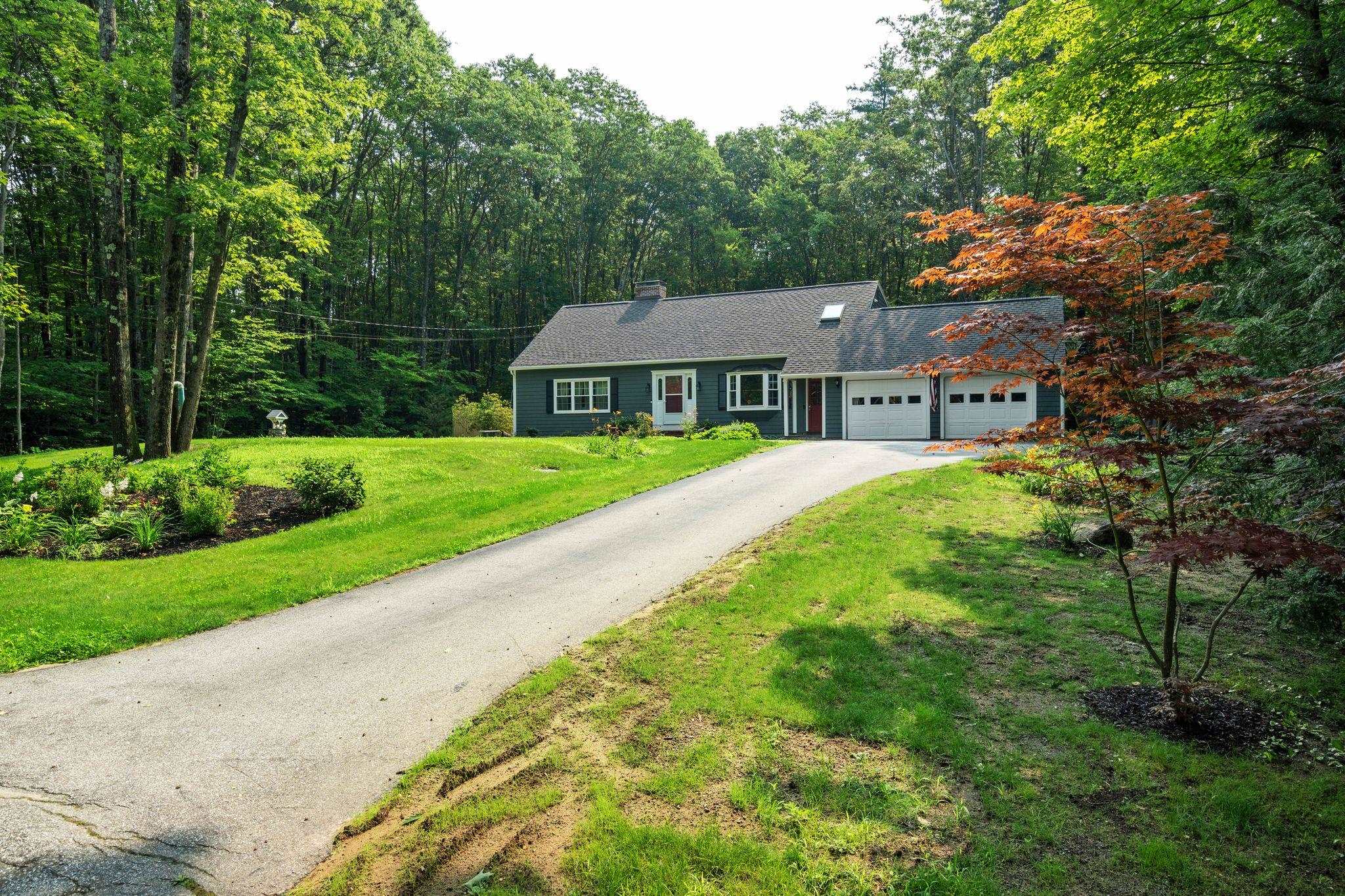41 Ridgewood Drive Bow, NH 03304 - Photo 1 of 33