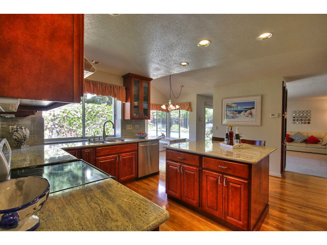 11257 Bubb Road Cupertino, CA 95014 - Photo 6 of 25 Gallery Image 6