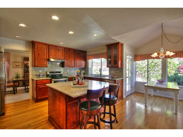 11257 Bubb Road Cupertino, CA 95014 - Photo 9 of 25 Gallery Image 9