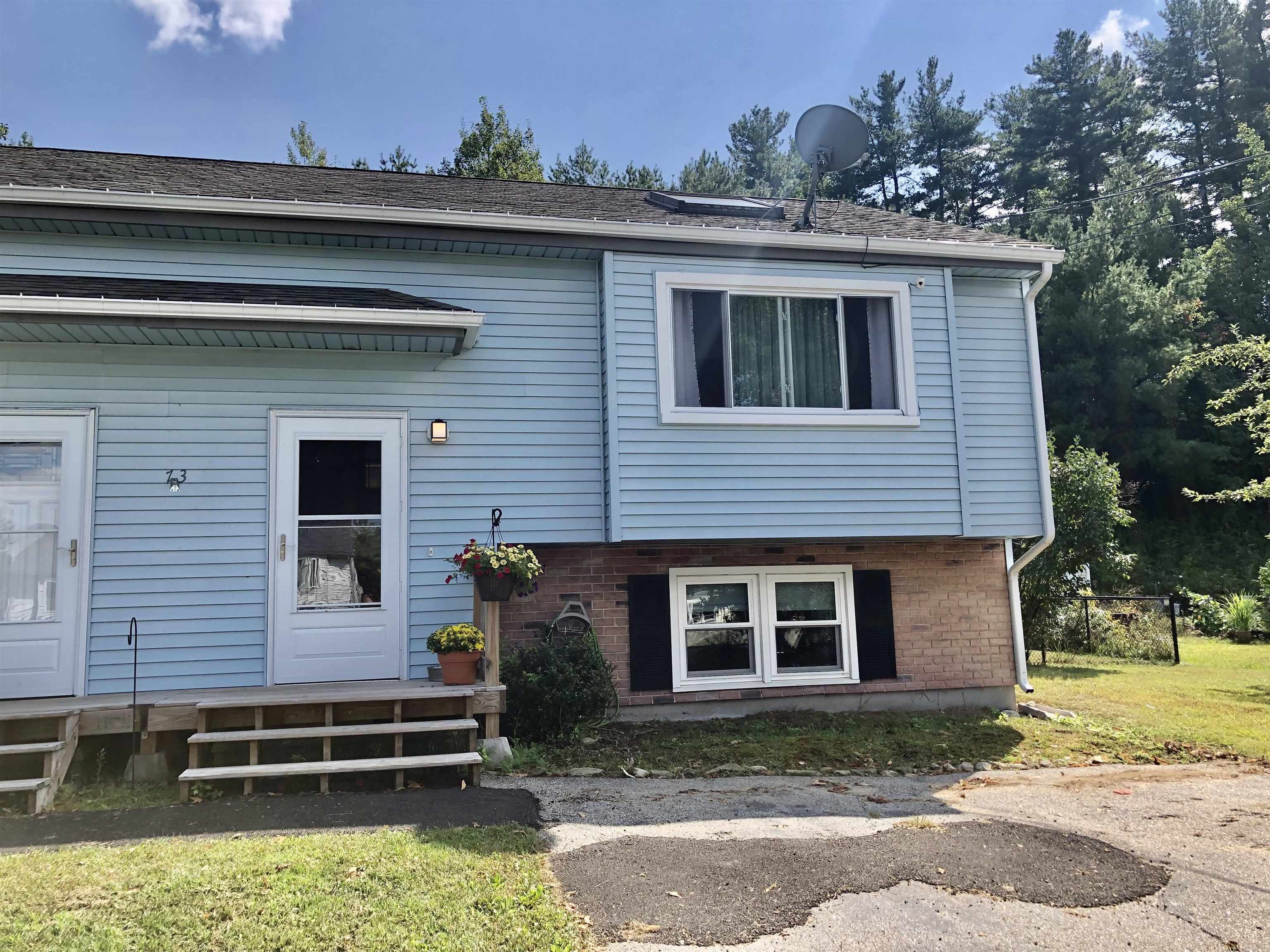 73 Derryfield Road, Unit R Derry, NH 03038 - Photo 2 of 21
