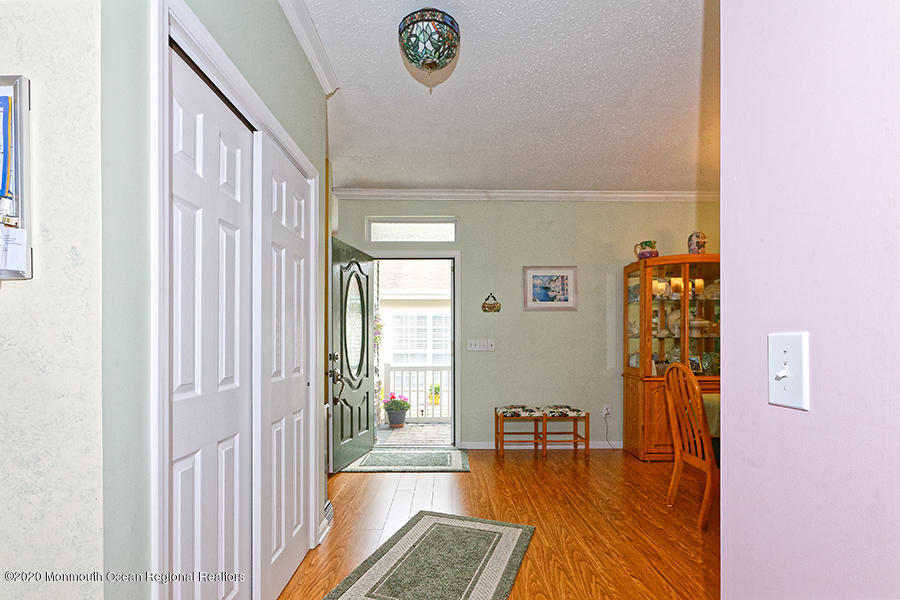 53 Quail Road Barnegat, NJ 08005 - Photo 7 of 27 8 (1)