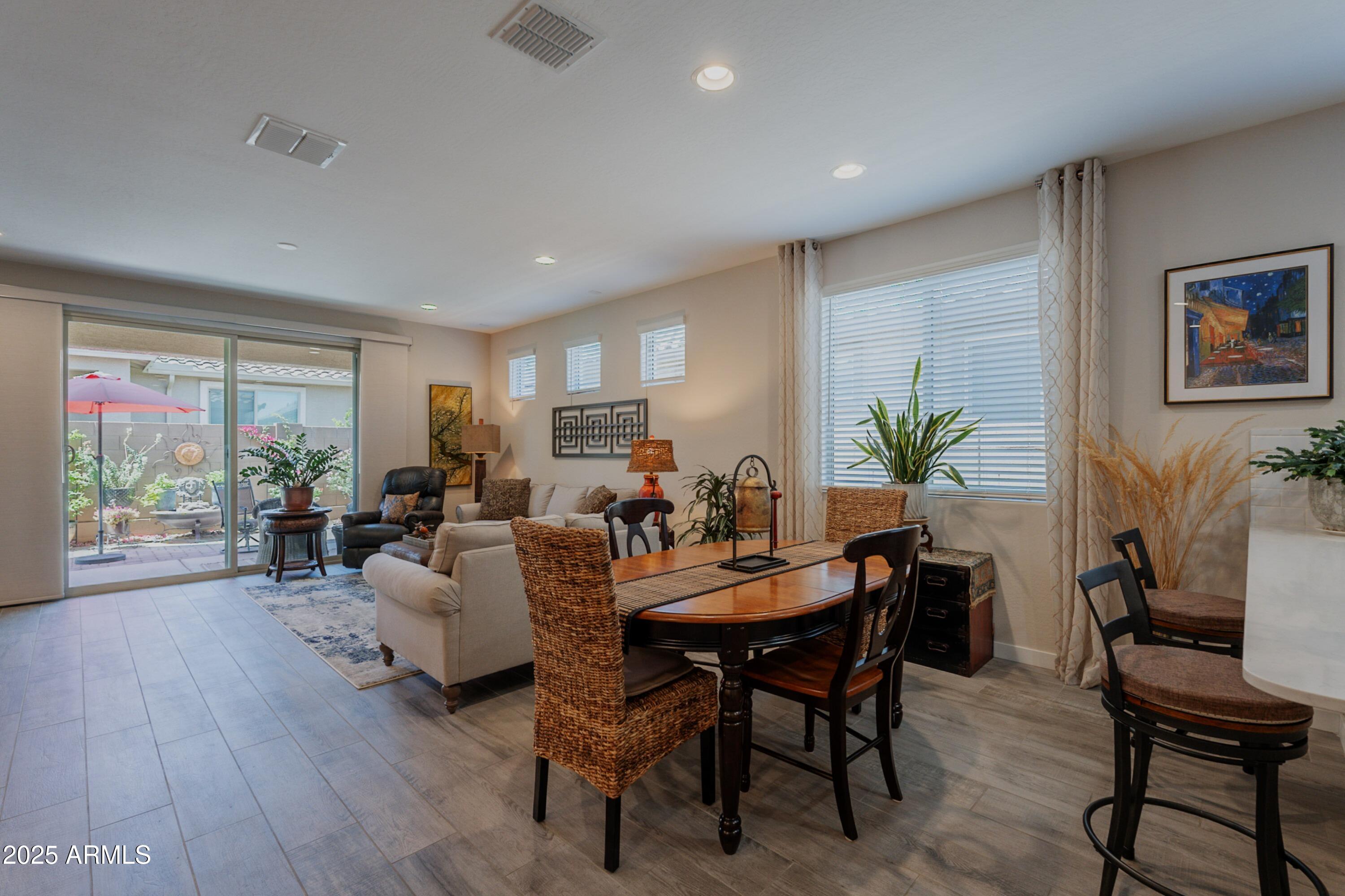 17219 West La Luz Road Surprise, AZ 85387 - Photo 18 of 46 025 Dining Rm-Great Rm 17219 W La Luz Rd