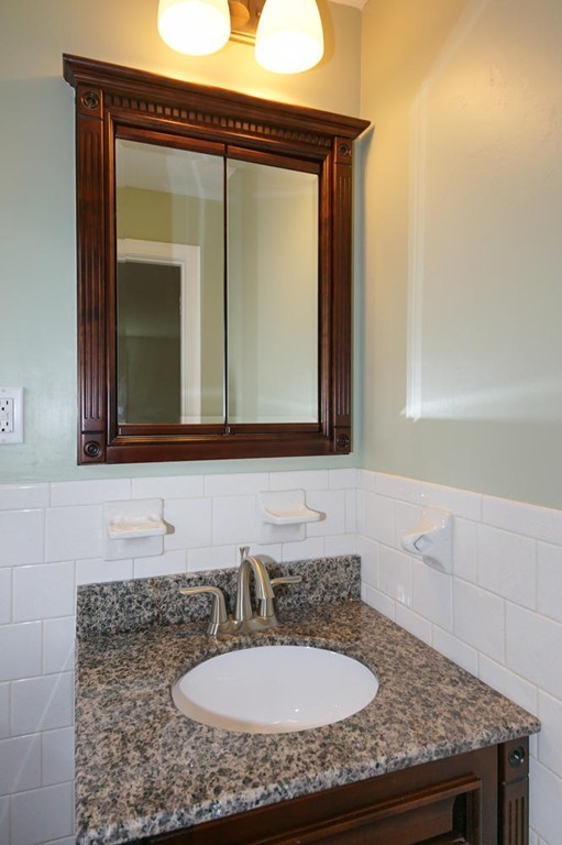 34 Cherry Road Framingham, MA 01701 - Photo 12 of 27
