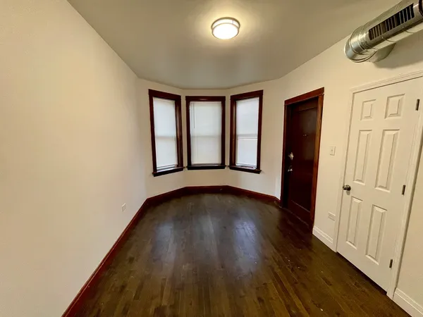 $1,195 | 4045 South Richmond Street, Unit 1, Chicago, IL 60632