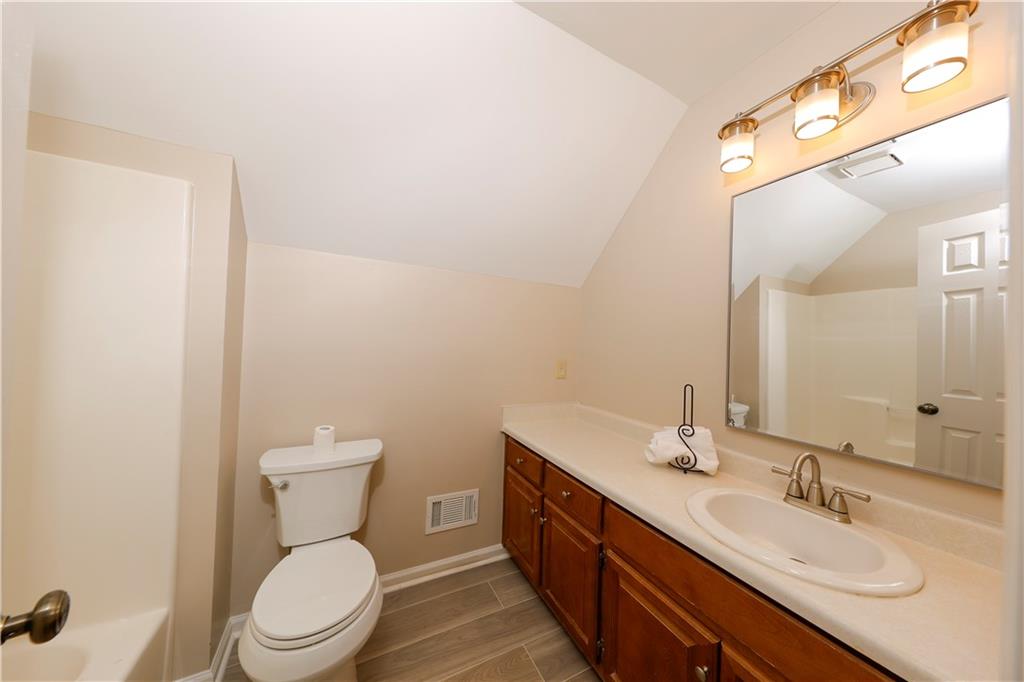 9135 Clearwater Road Gainesville, GA 30506 - Photo 24 of 41