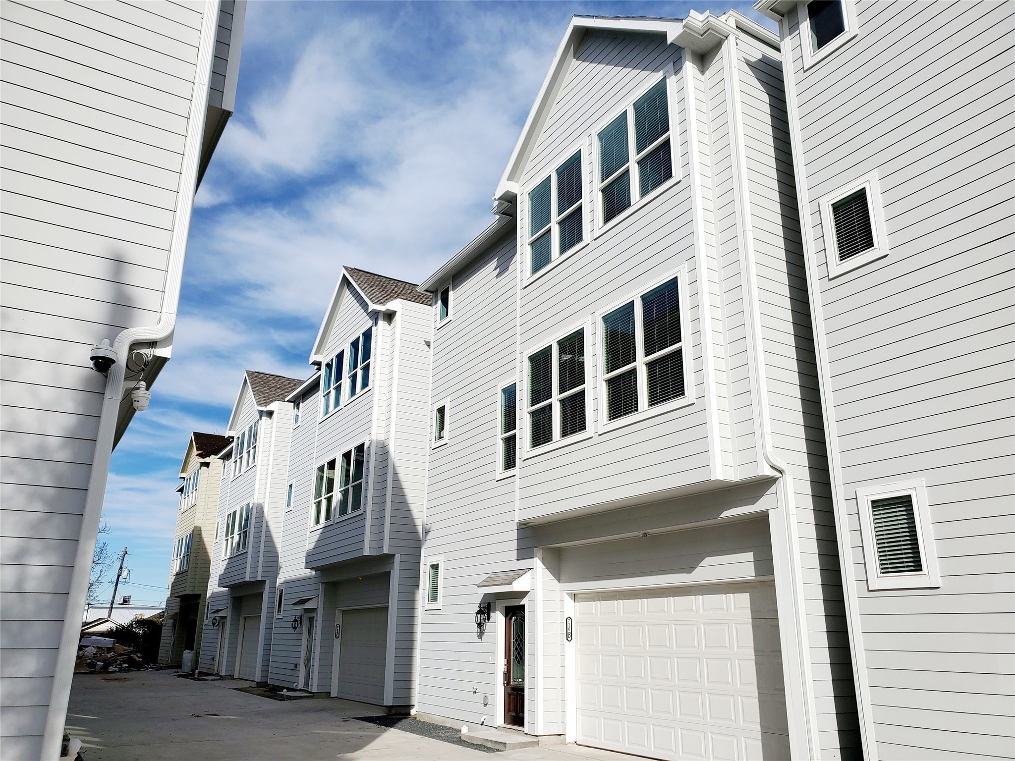 720 C Link Road Houston, TX 77009 - Photo 2 of 40