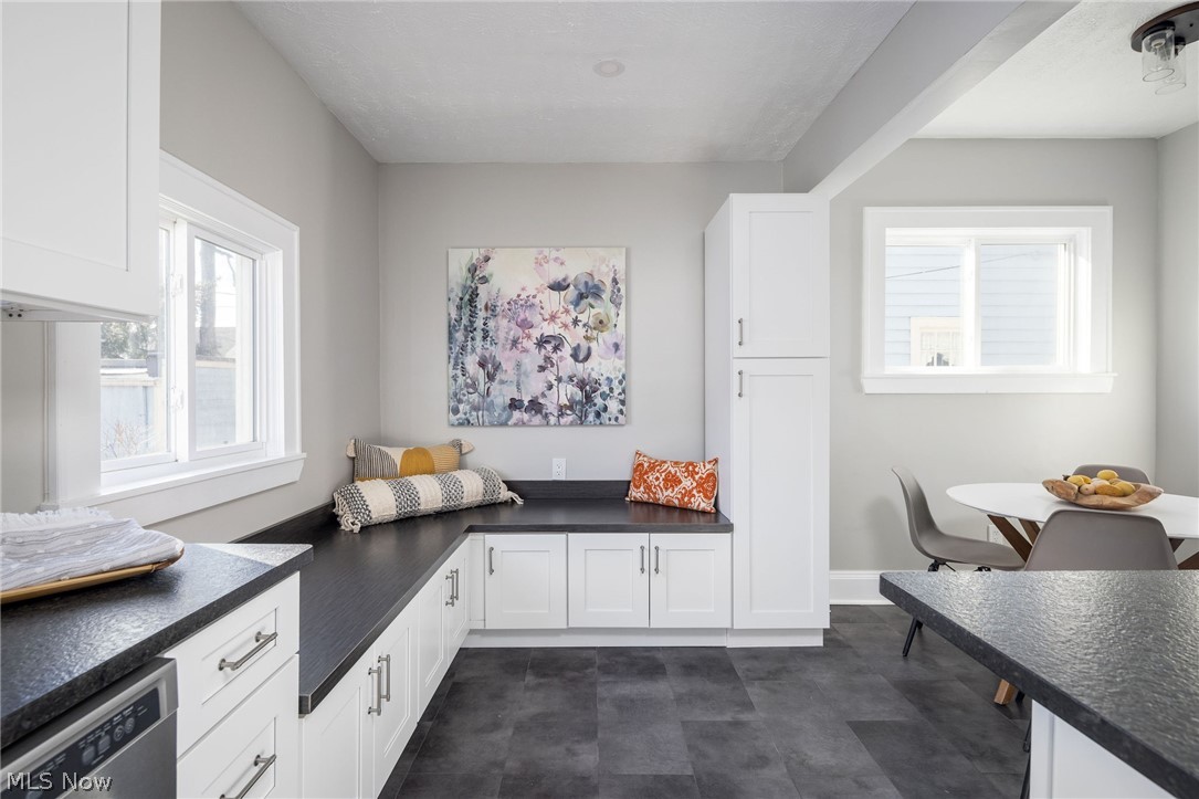 13028 Cedar Road Cleveland, OH 44118 - Photo 10 of 35 Gallery Image 10