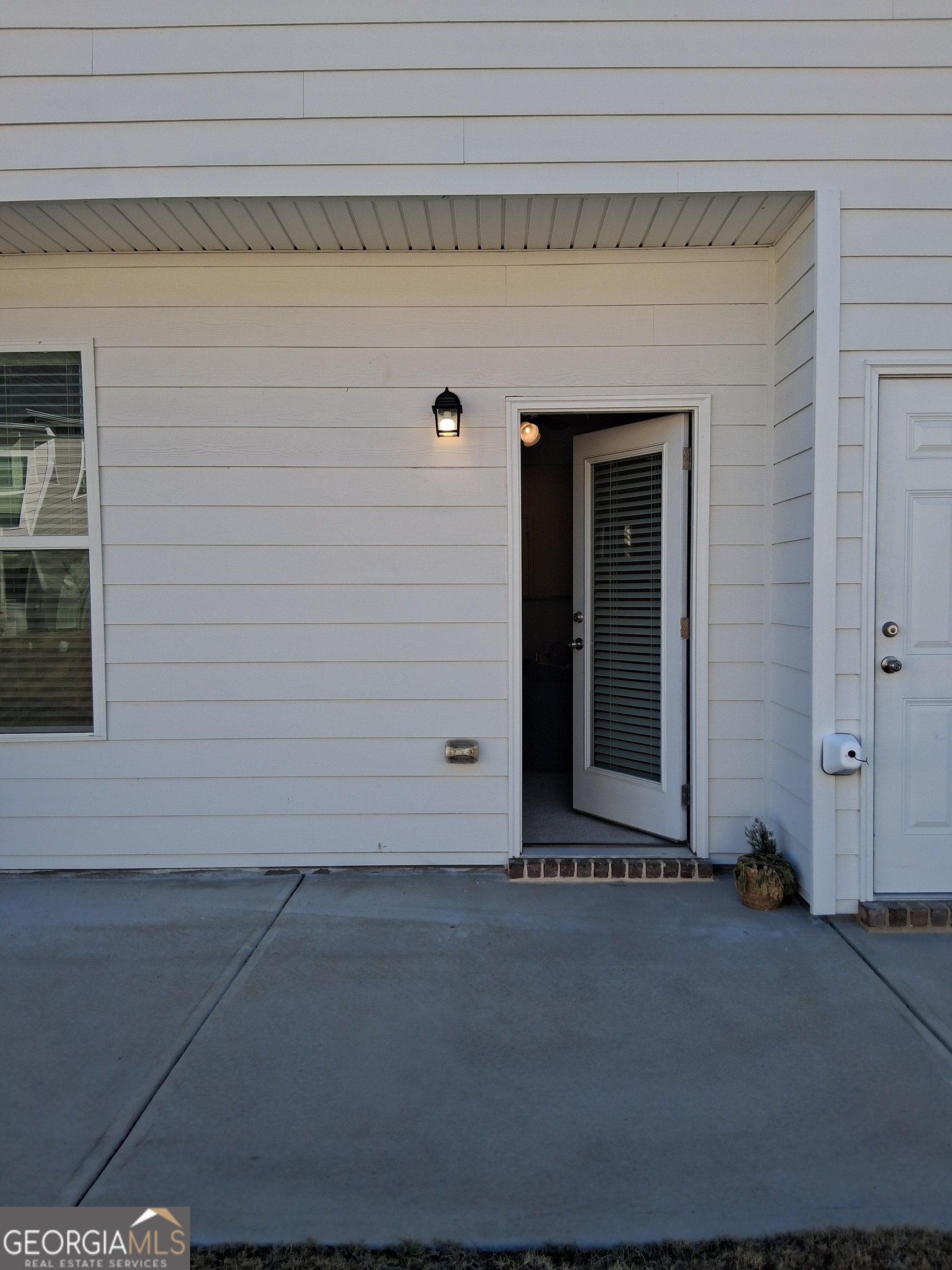 2685 Paxton Place Decatur, GA 30034 - Photo 17 of 17 a front view of a house