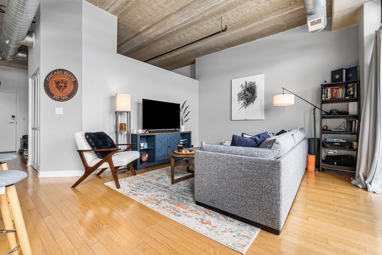 833 West 15th Place, Unit 311 Chicago, IL 60608 - Photo 3 of 17