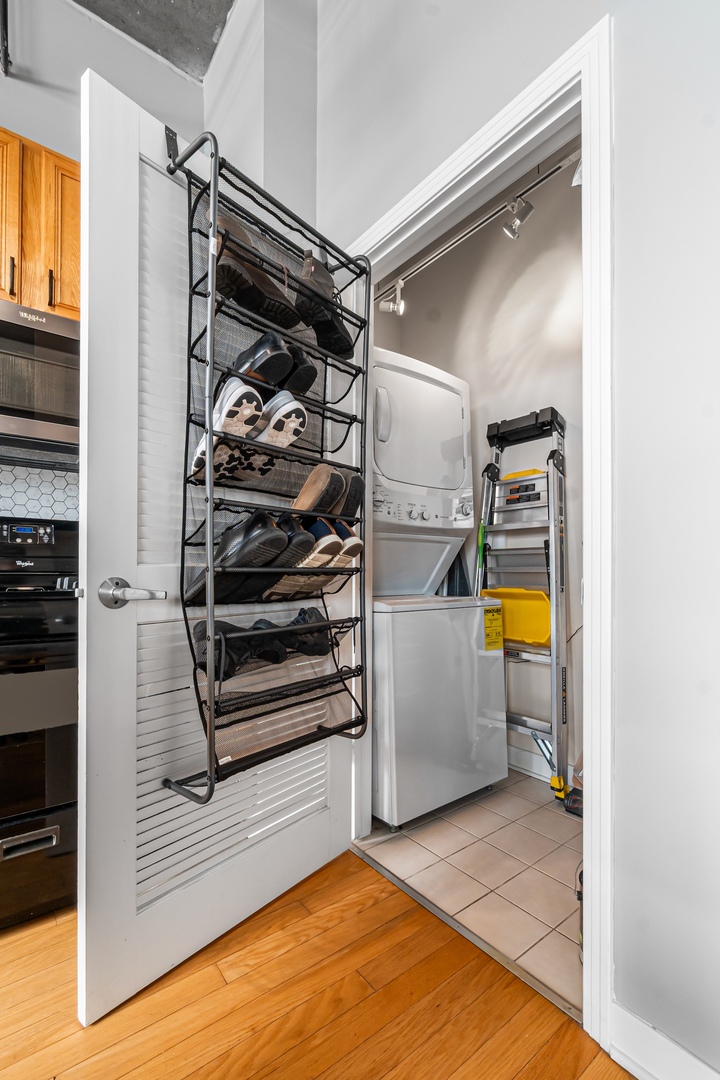 833 West 15th Place, Unit 311 Chicago, IL 60608 - Photo 7 of 17