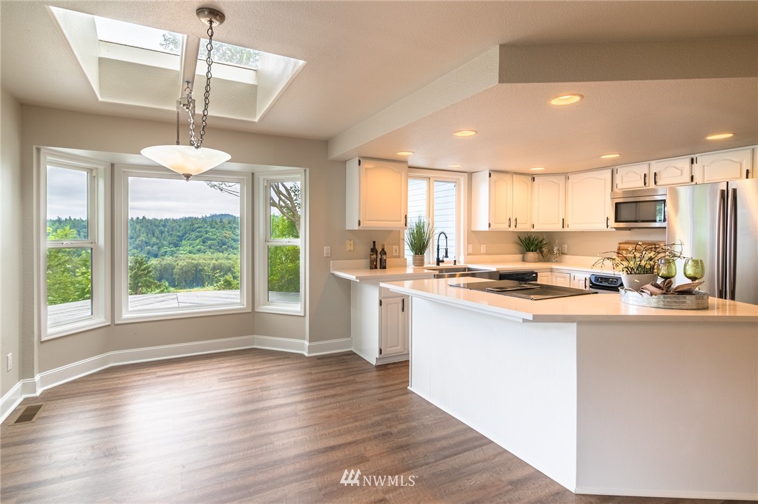 18321 Southeast 147th Place Renton, WA 98059 - Photo 12 of 40 Gallery Image 12